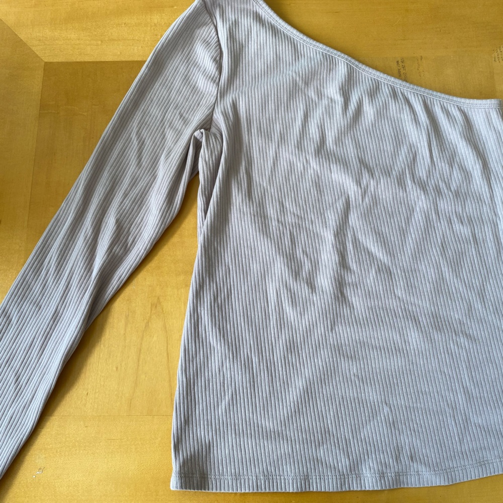 2 for $12 💖 One Shoulder Ribbed Knit Soft Beige Old Navy Top Size Large